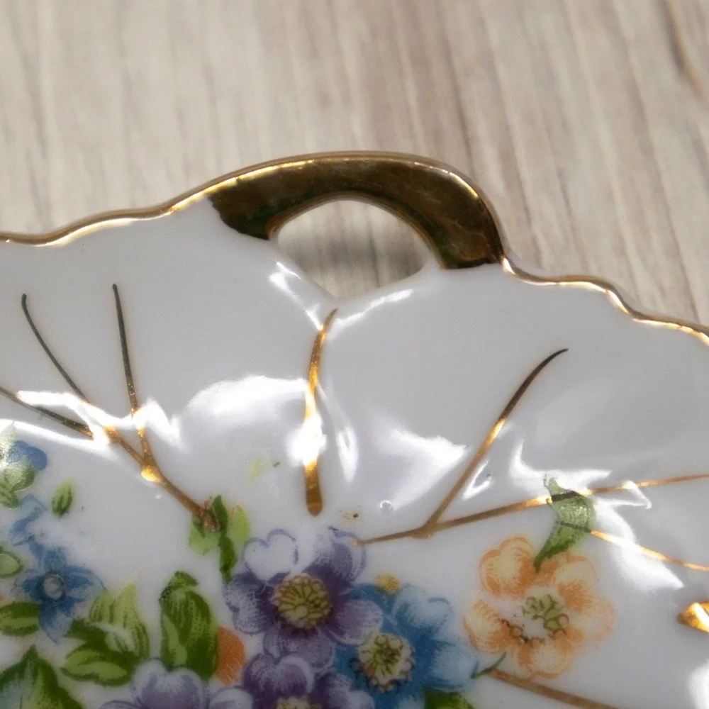 Vintage Nasco Japan Floral Porcelain Nut Candy Dishes Gold Trim Set of 4